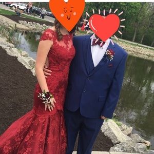 Red clarisse prom dress